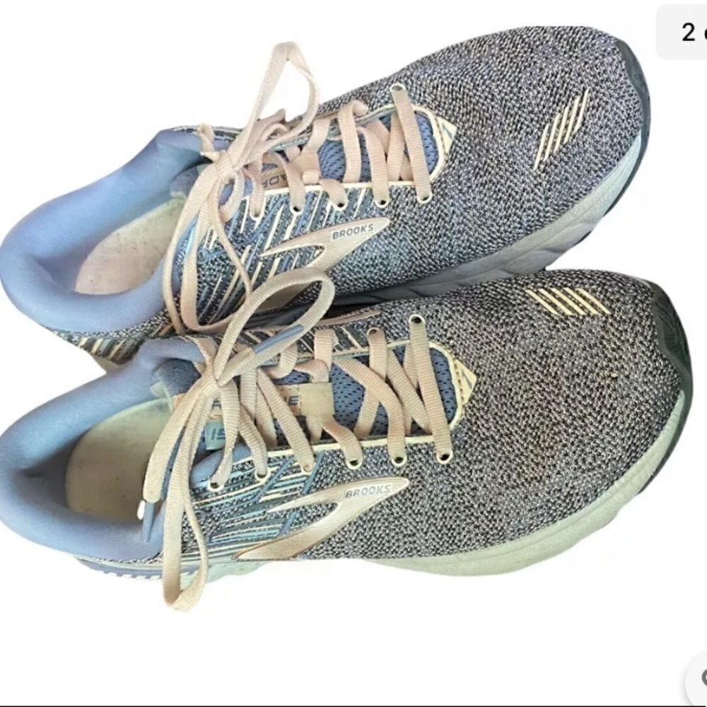 Brooks Adrenaline GTS 19 Womens Size 10 B Gray Running Shoes 1202841B060 - Picture 2 of 6